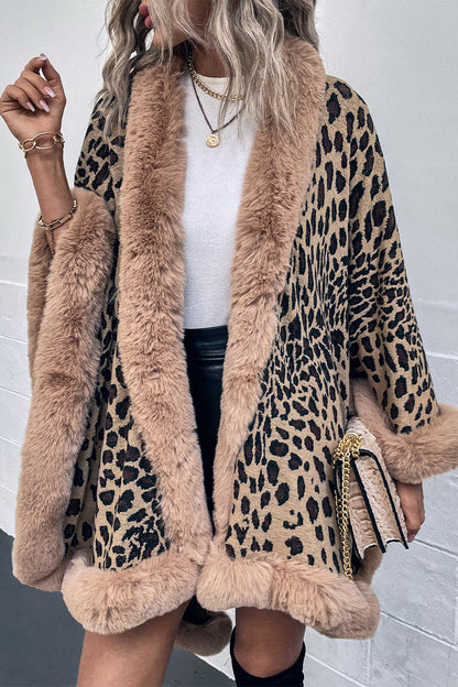 Prendas de abrigo elegantes de calle con estampado de leopardo y patchwork