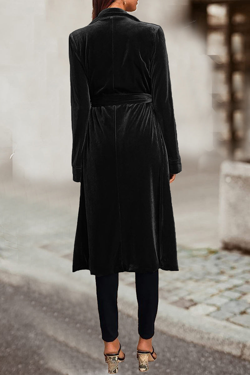 Prenda exterior elegante de estilo británico con cuello vuelto y bolsillos sólidos