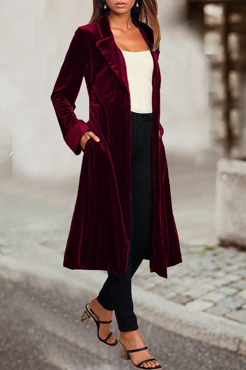 Prenda exterior elegante de estilo británico con cuello vuelto y bolsillos sólidos