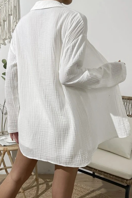 Conjunto de dos piezas informal, sencillo, liso, con cuello vuelto y mangas largas