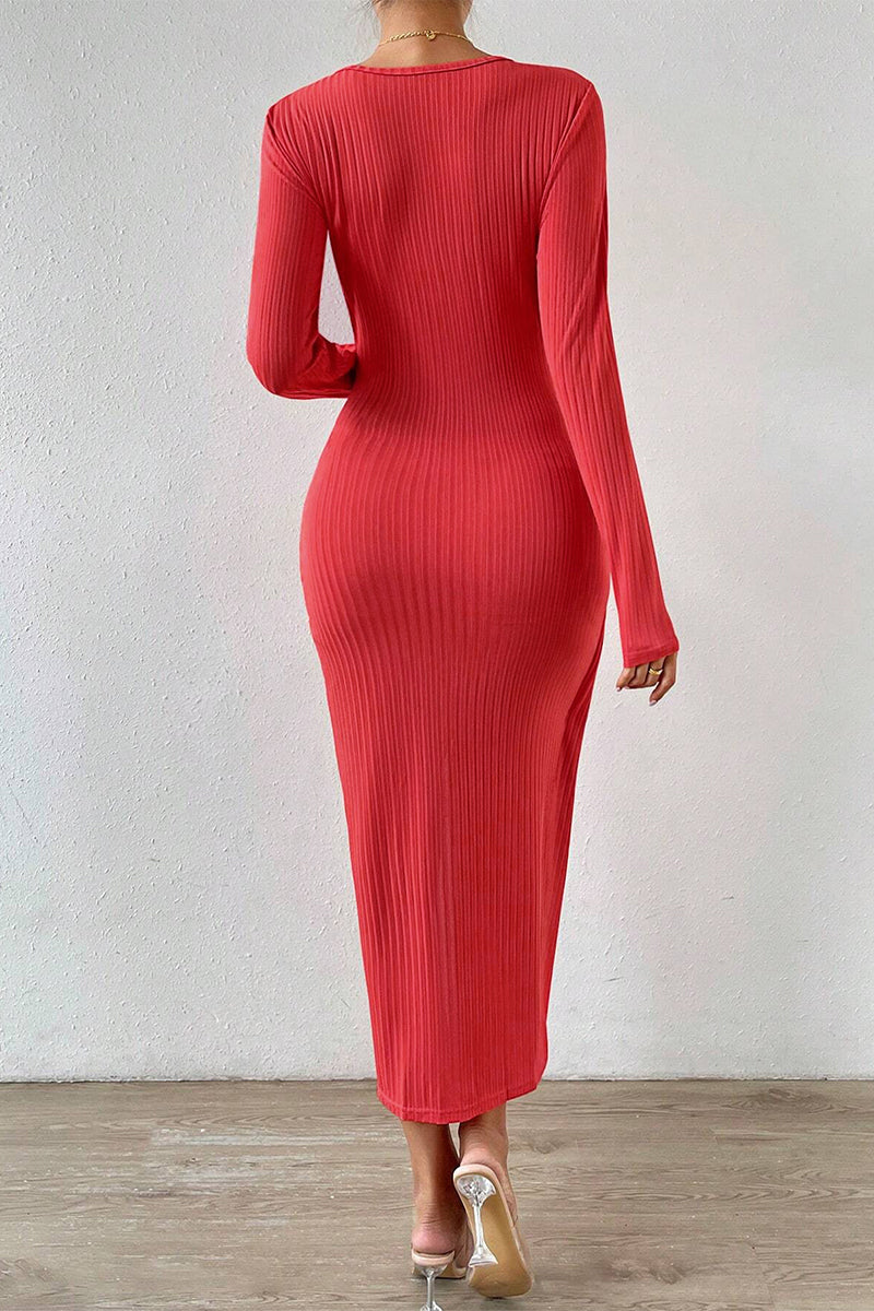 Elegante vestido de falda cruzada con cuello cuadrado y abertura sólida