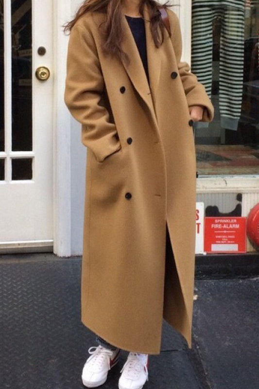 Prenda exterior elegante de estilo británico con cuello vuelto y hebilla de bolsillo sólido