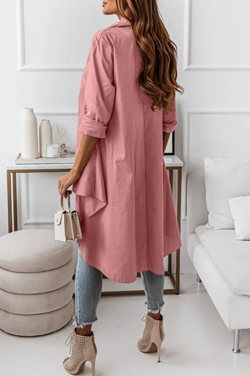 Tops casuales con cuello vuelto asimétrico y botones lisos