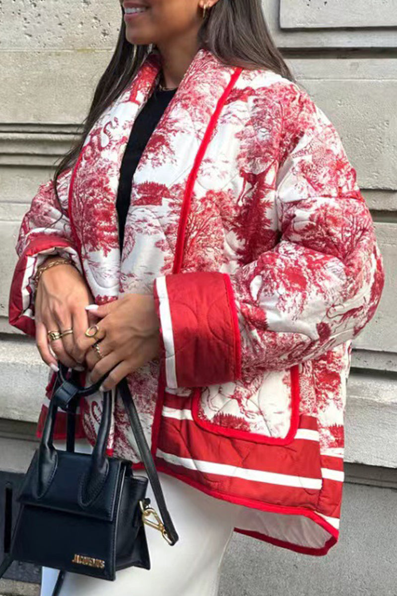 Prendas de abrigo con cuello vuelto y bolsillo con estampado urbano