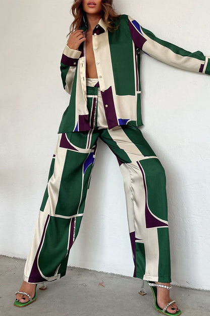 Conjunto de dos piezas informal de manga larga con cuello vuelto y estampado geométrico