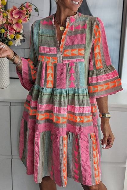 Vestido casual sin posicionamiento estampado con cuello en V estampado