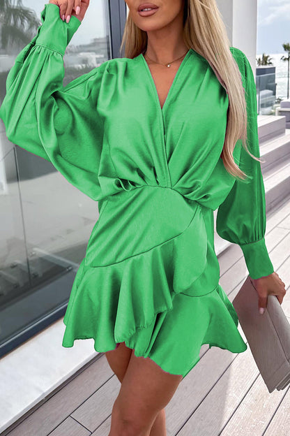 Vestidos elegantes y dulces de corte A con escote en V y volantes lisos