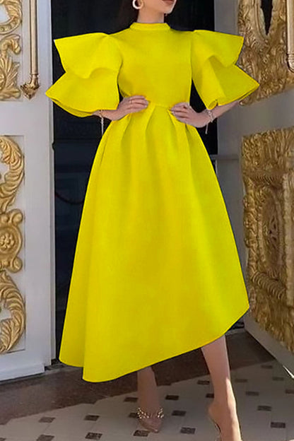 Vestido informal de cuello alto irregular con retazos sólidos y media manga para tallas grandes