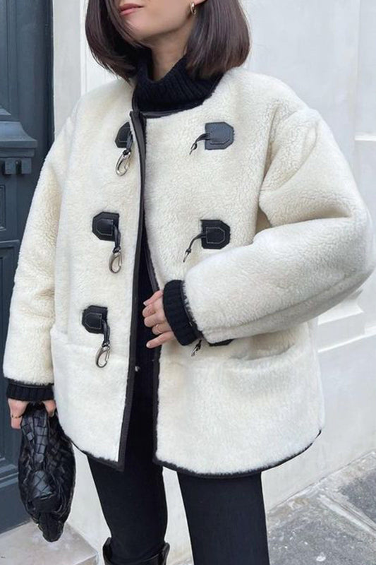 Prenda exterior elegante de estilo británico con botones sólidos y cuello en U