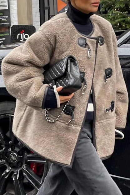 Prenda exterior elegante de estilo británico con botones sólidos y cuello en U