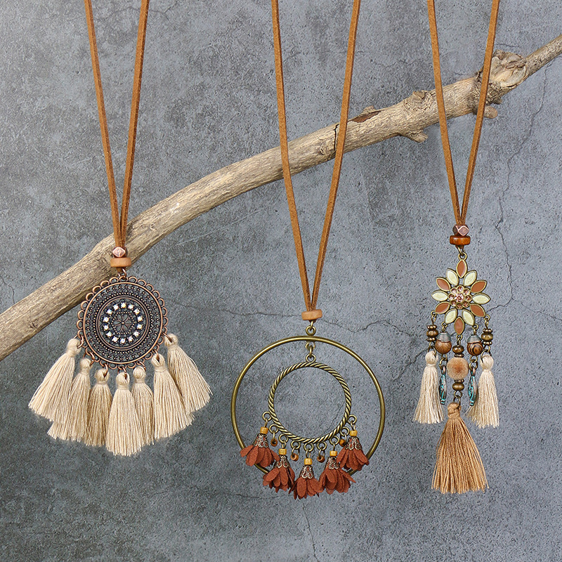Collares bohemios vintage con patchwork geométrico