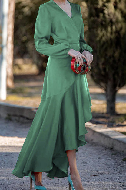 Elegantes vestidos de corte A con escote en V y volantes sólidos