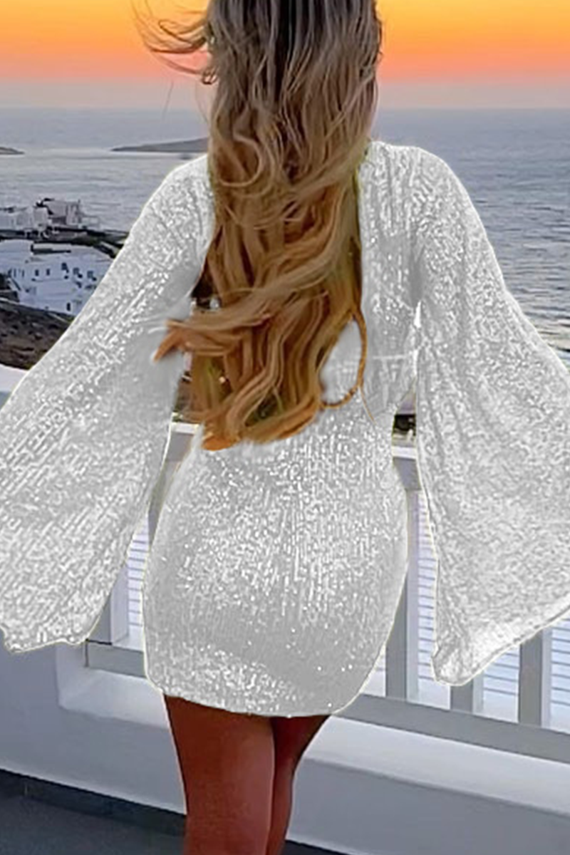 Elegantes vestidos de lentejuelas sólidas con cuello redondo y manga larga