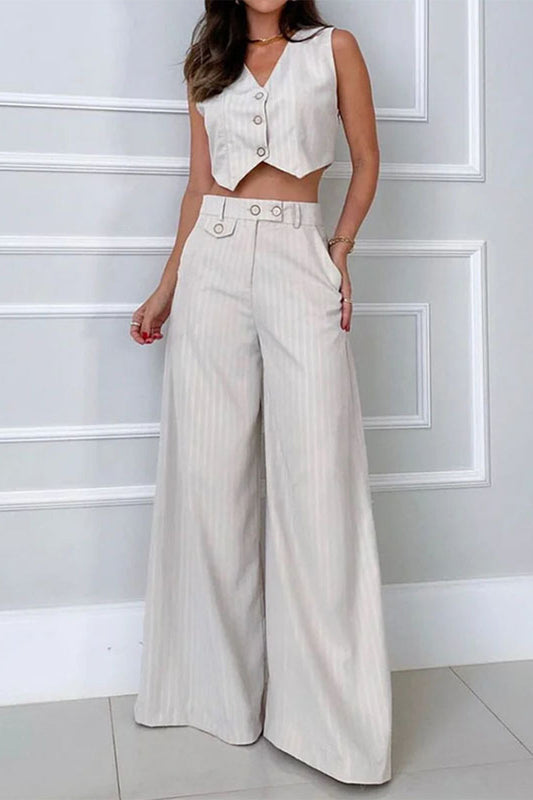 Conjunto de dos piezas sin mangas con cuello en V, botones y bolsillos a rayas de estilo británico sencillo