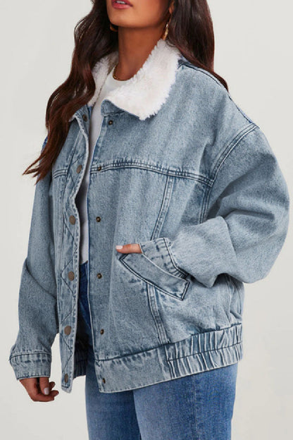 Chaqueta vaquera informal de manga larga con cuello vuelto y parches lisos