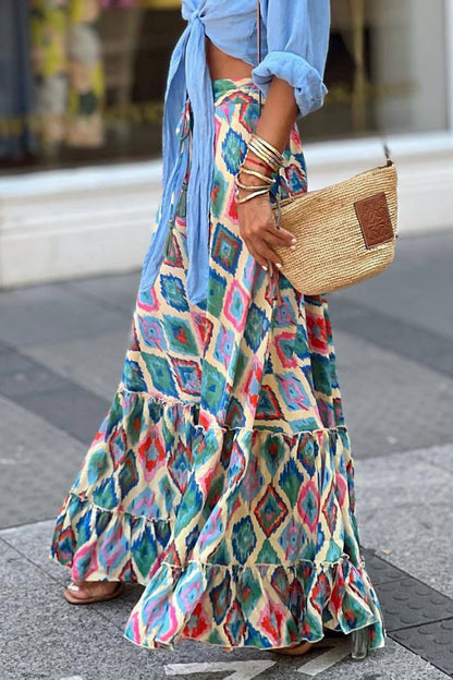 Elegante pantalón tipo A de cintura alta con estampado completo y contraste a cuadros