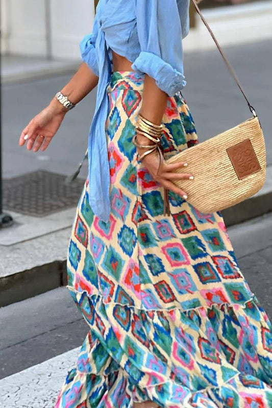 Elegante pantalón tipo A de cintura alta con estampado completo y contraste a cuadros