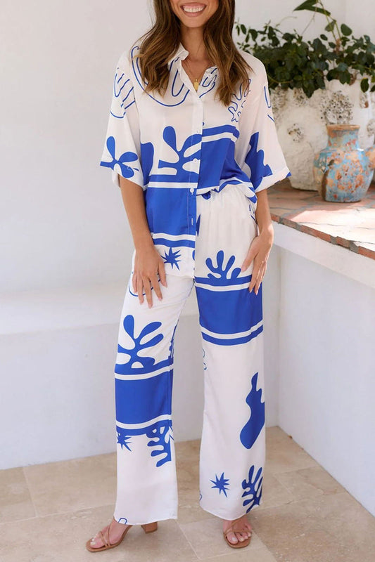 Conjunto informal de dos piezas con cuello vuelto, manga corta y estampado geométrico diario