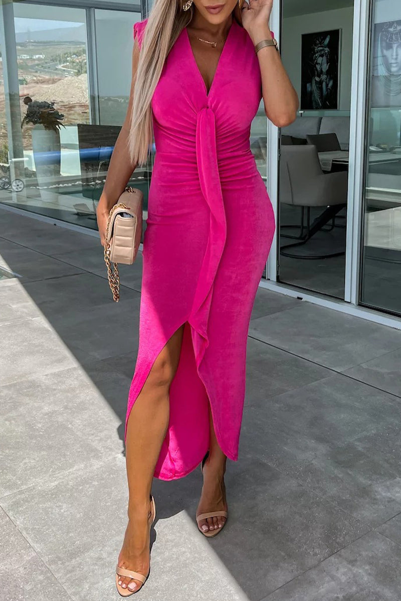 Vestido irregular con escote en V, sexy y sencillo, liso y con pliegues.