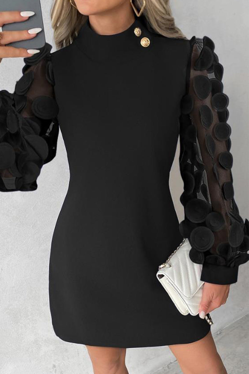 Elegantes vestidos de corte A con cuello alto, apliques y botones lisos