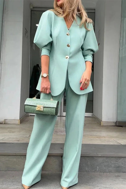 Elegante conjunto de dos piezas con cuello en V, manga larga y botones sólidos