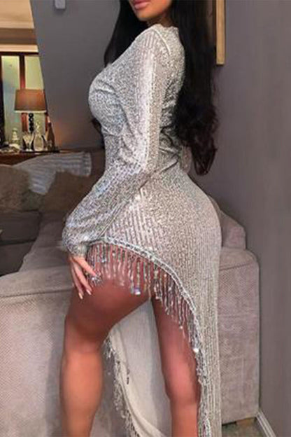 Vestido asimétrico con escote en V irregular y borlas sólidas sexy