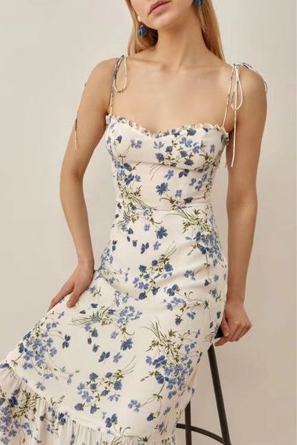 Vestidos elegantes y dulces con falda y escote en V y frenillo floral