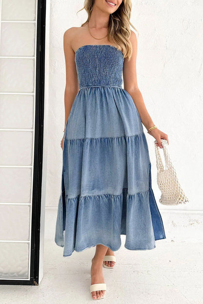 Vestidos vaqueros sin mangas, sin tirantes y con aberturas y bolsillos de cambio gradual