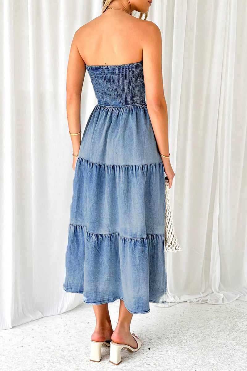 Vestidos vaqueros sin mangas, sin tirantes y con aberturas y bolsillos de cambio gradual