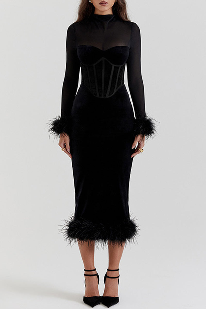 Vestidos elegantes de celebridades con faldas y cuello alto con plumas lisas
