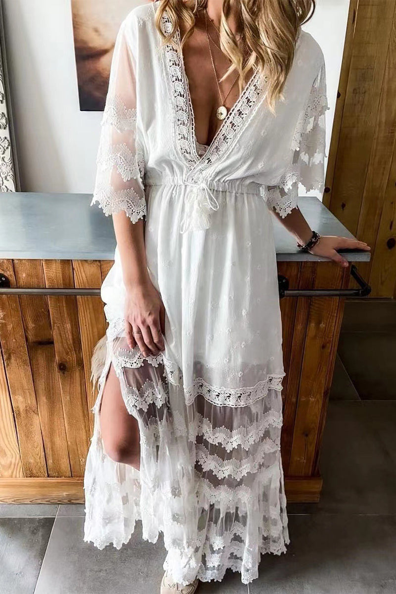 Vestidos sexis de vacaciones con encaje liso y borlas, escote en V y corte A