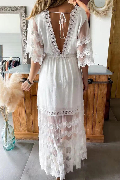 Vestidos sexis de vacaciones con encaje liso y borlas, escote en V y corte A