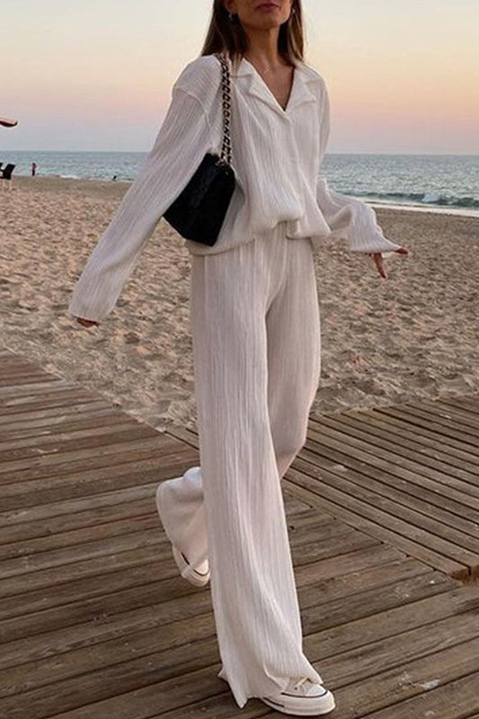Conjunto informal de dos piezas con cuello vuelto, manga larga y botones sólidos