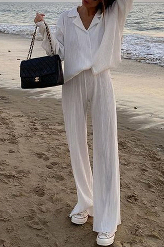 Conjunto informal de dos piezas con cuello vuelto, manga larga y botones sólidos