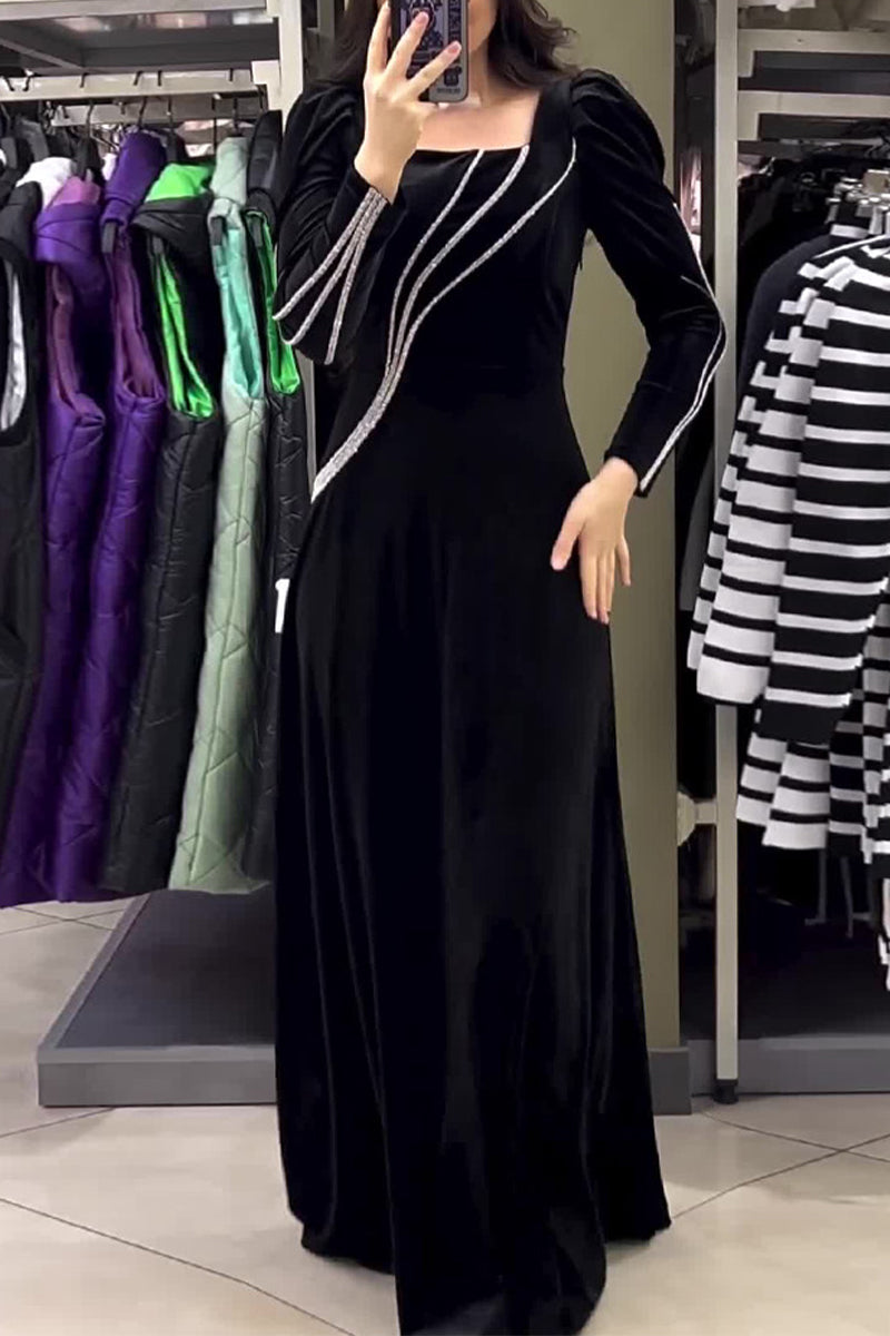 Elegantes vestidos de princesa con cuello cuadrado y diseño de patchwork liso