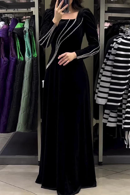 Elegantes vestidos de princesa con cuello cuadrado y diseño de patchwork liso