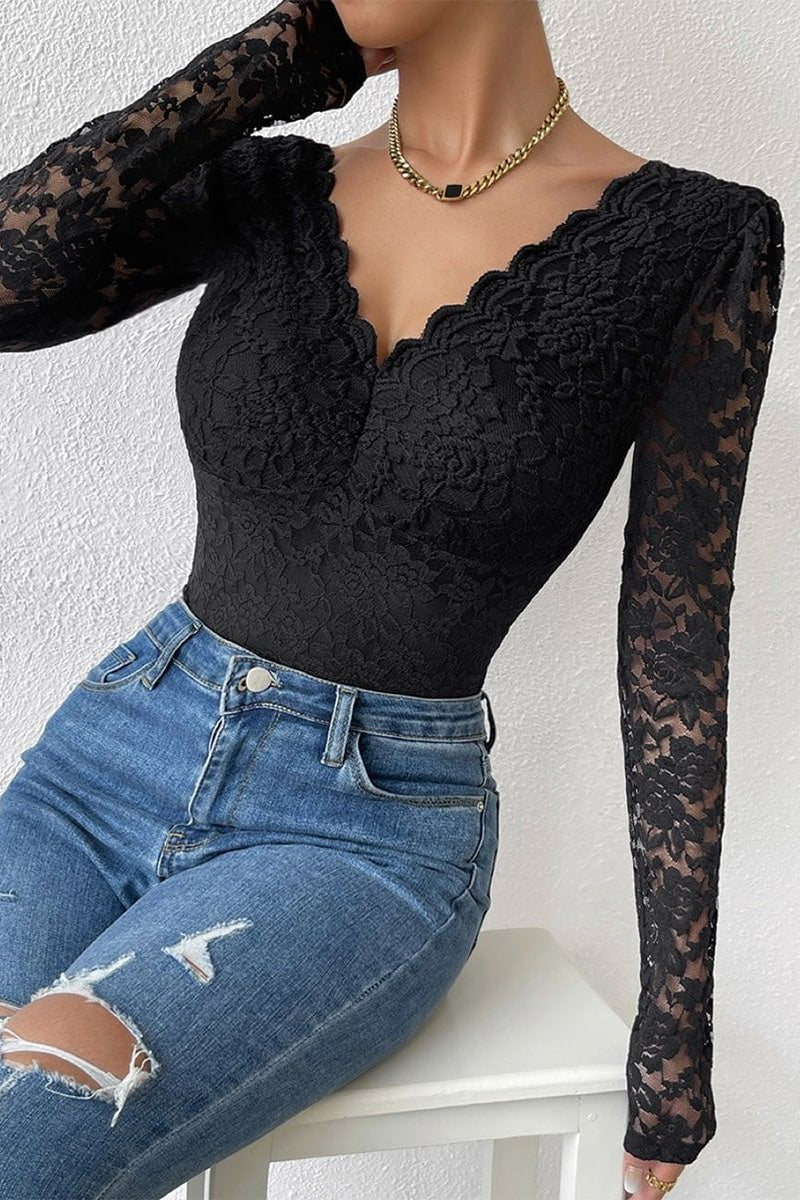 Body sexy ajustado con escote en V, espalda descubierta y parches sólidos transparentes