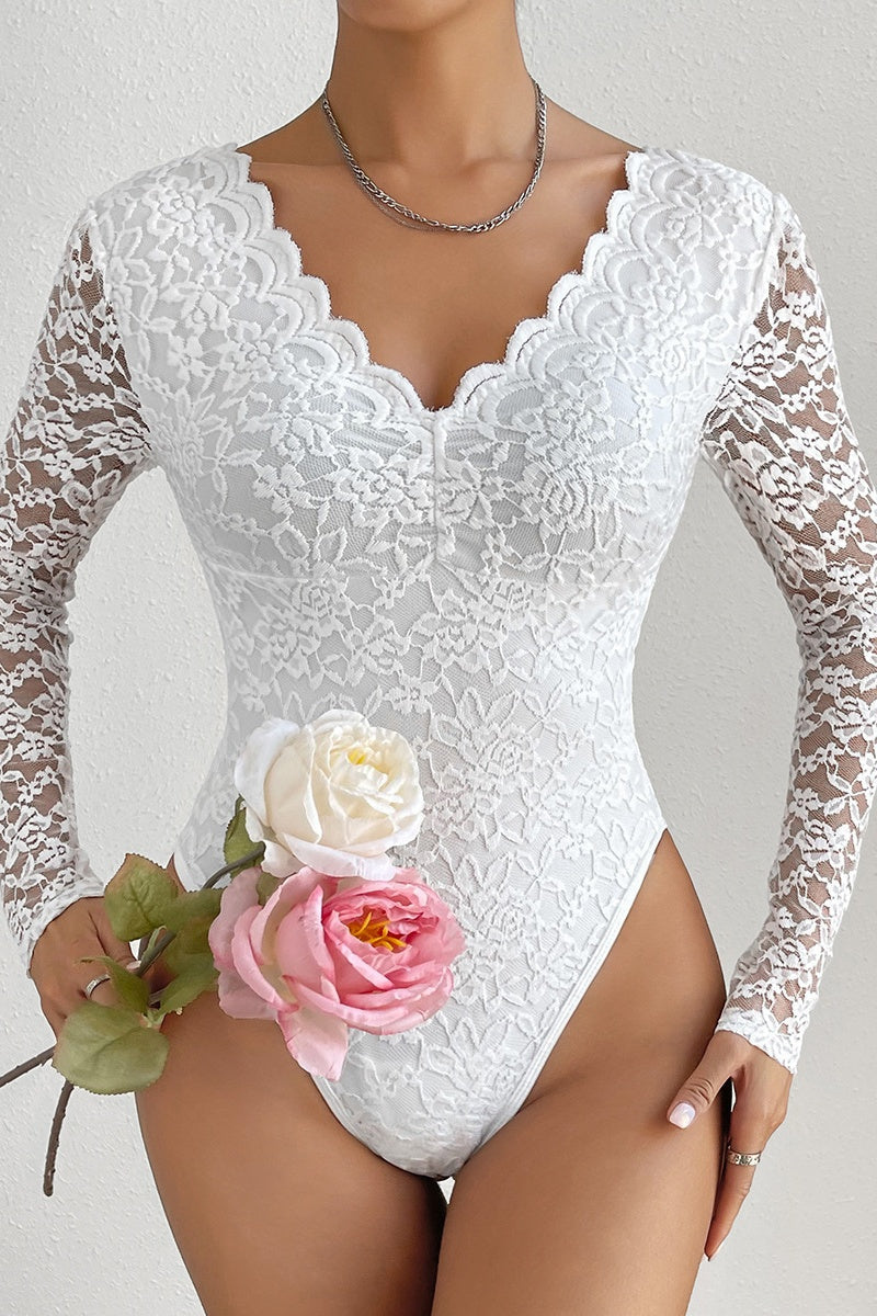 Body sexy ajustado con escote en V, espalda descubierta y parches sólidos transparentes