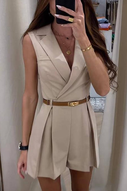 Mono de trabajo estilo británico liso sin cinturón, cuello en V, regular (sin cinturón)