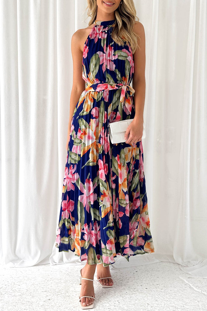 Vestido vintage elegante con estampado floral y cuello halter