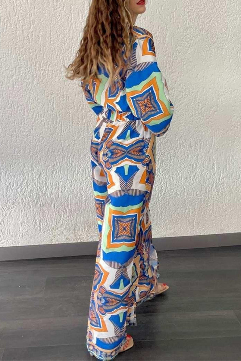 Conjunto informal de dos piezas con cuello en V, manga larga y bolsillo con abertura y estampado geométrico vintage