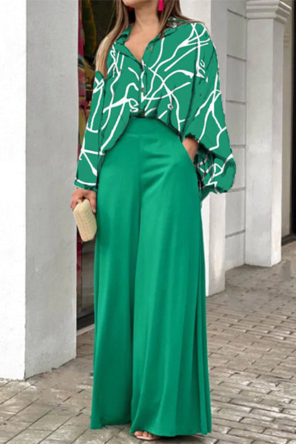 Elegante conjunto de dos piezas con cuello vuelto y bolsillo floral (4 colores)