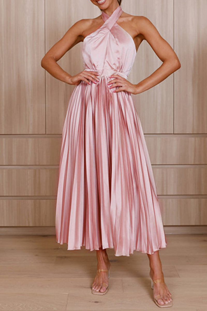 Elegantes vestidos halter con pliegues sólidos