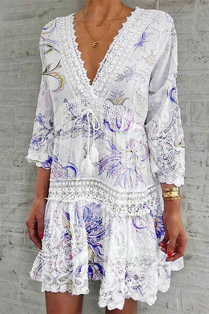 Vestido elegante y dulce con estampado floral y cuello en V
