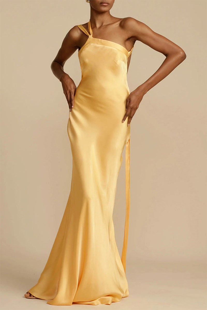 Elegante vestido de noche formal liso sin espalda con cuello oblicuo