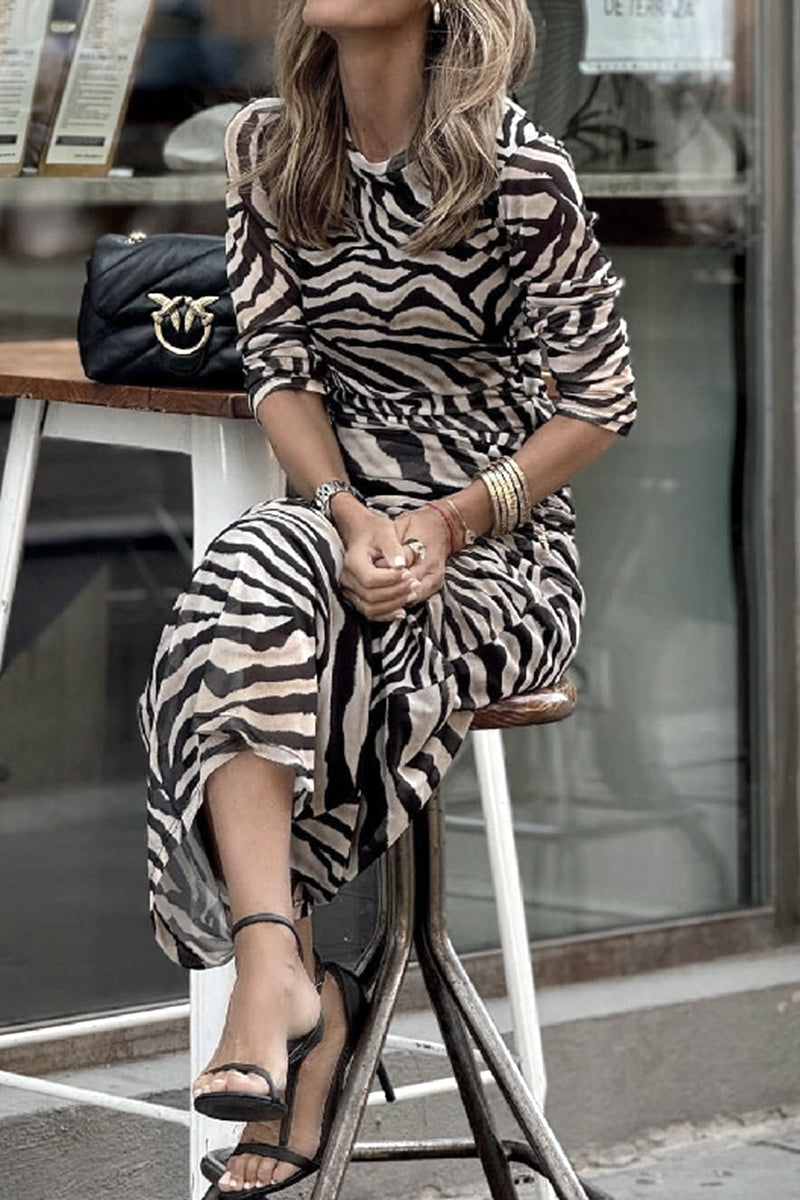 Vestidos de falda de un solo paso con cuello redondo y estampado animal vintage de calle