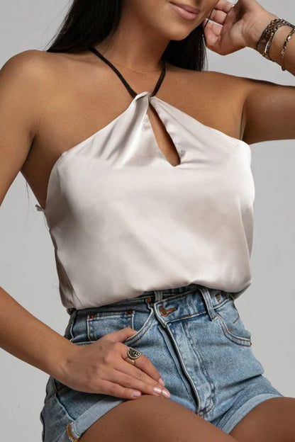 Tops halter sexys de color sólido sin espalda