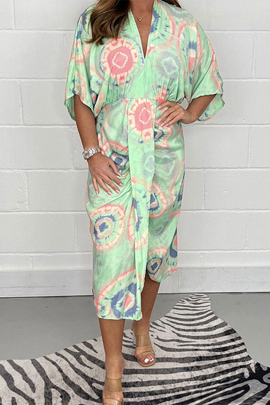 Vestido casual con estampado geométrico, cuello en V y pliegues