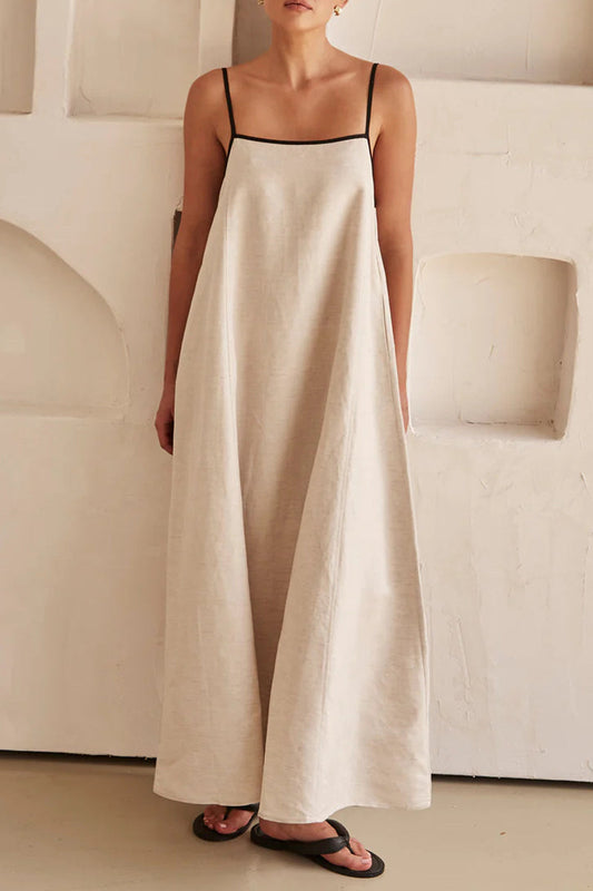 Vestido informal de cuello cuadrado con parches sólidos y tirantes finos