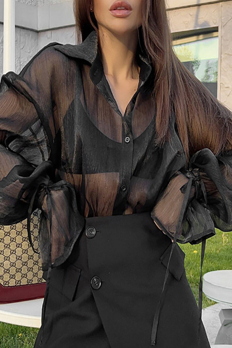 Tops sexys de malla transparente con cuello vuelto